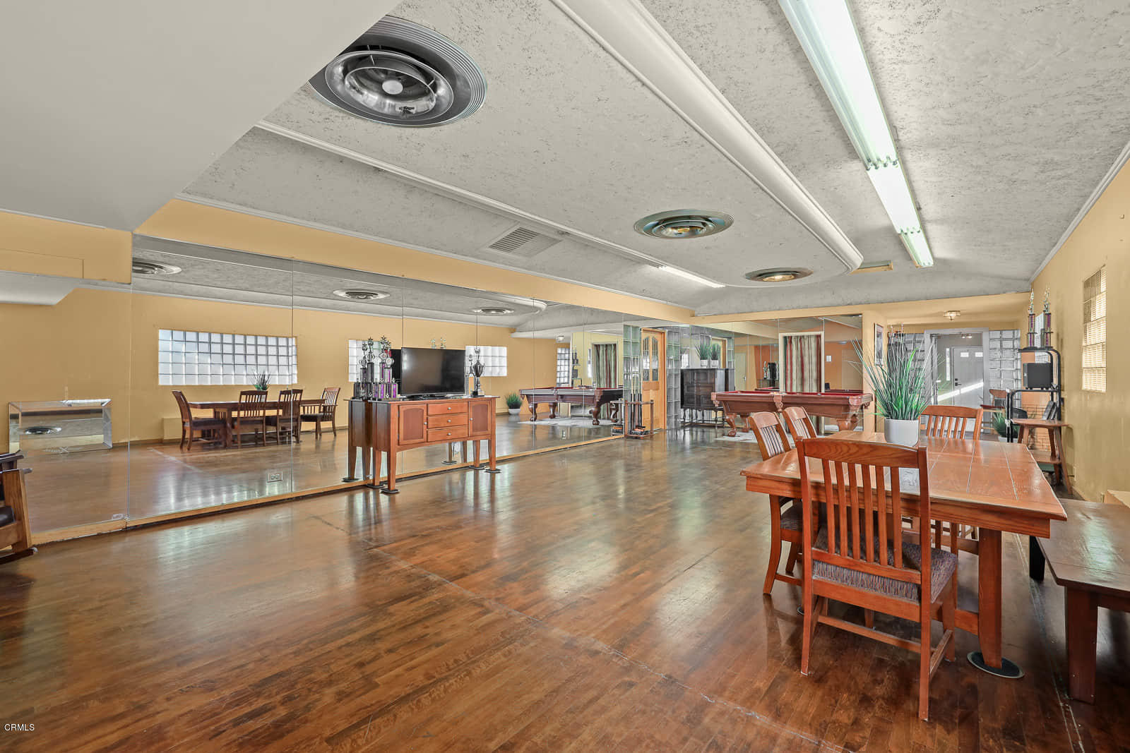 1575 North Altadena Drive Pasadena, CA 91107 - Photo 8 of 31 MLS_9