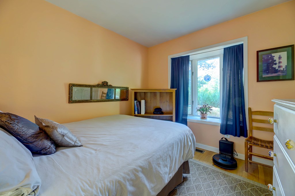 5290 Lakeview Road Chincoteague Island, VA 23336 - Photo 33 of 54