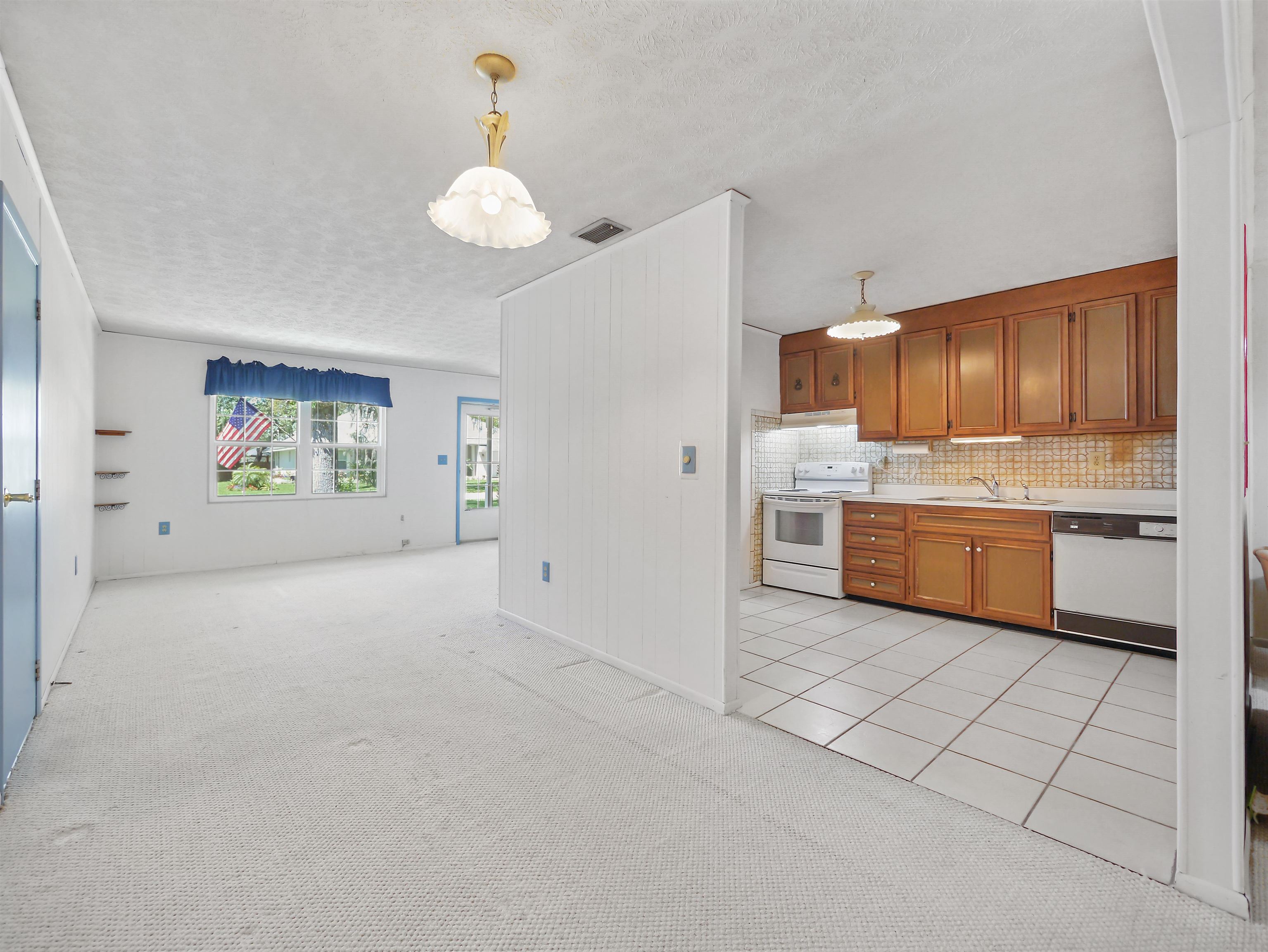 131 Cypress Road St. Augustine, FL 32086 - Photo 6 of 29 Gallery Image 6