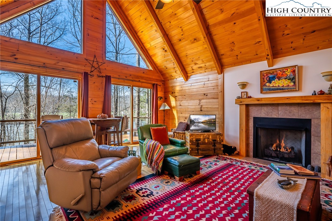 3184 Loafers Rest Road Austinville, VA 24312 - Photo 8 of 41 Gallery Image 8