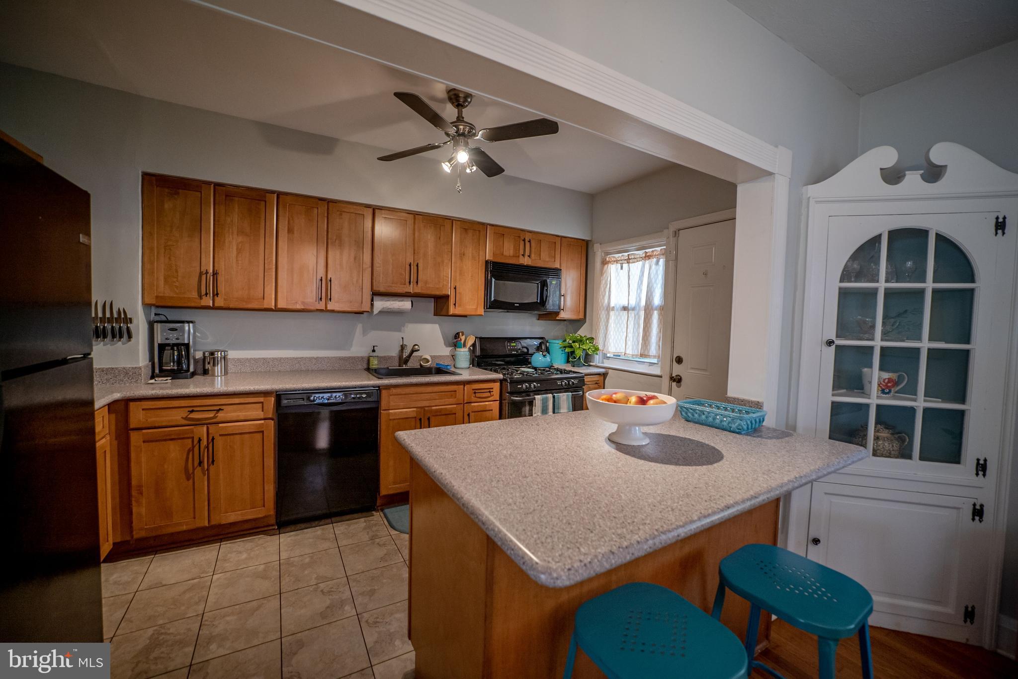 318 Westowne Road Baltimore, MD 21229 - Photo 8 of 30 Gallery Image 8