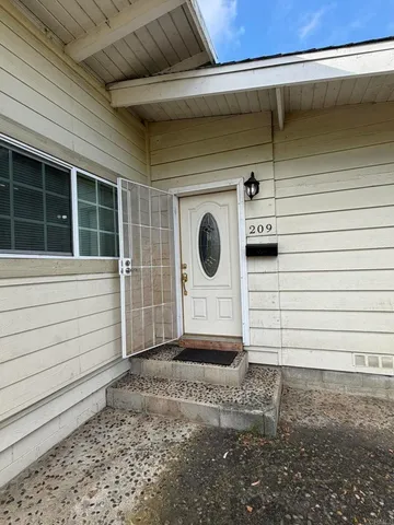 $649,000 | 209 Civic Center Drive, Vista, CA 92084