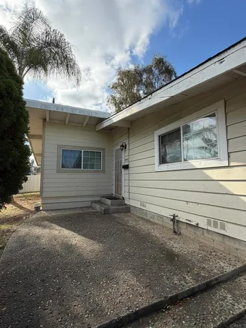 $649,000 | 209 Civic Center Drive, Vista, CA 92084