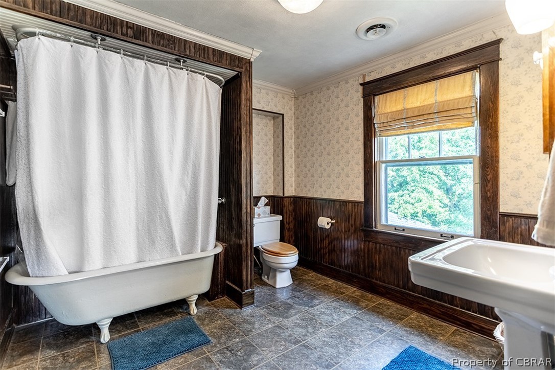 2326 Perrin Creek Road Hayes, VA 23072 - Photo 27 of 39