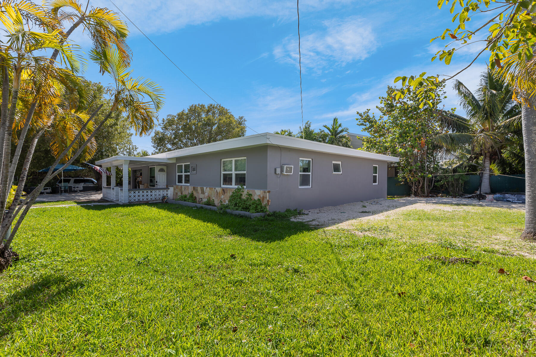 201 4th Street Key West, FL 33040 - Photo 4 of 19 201 4TH ST WEB-6