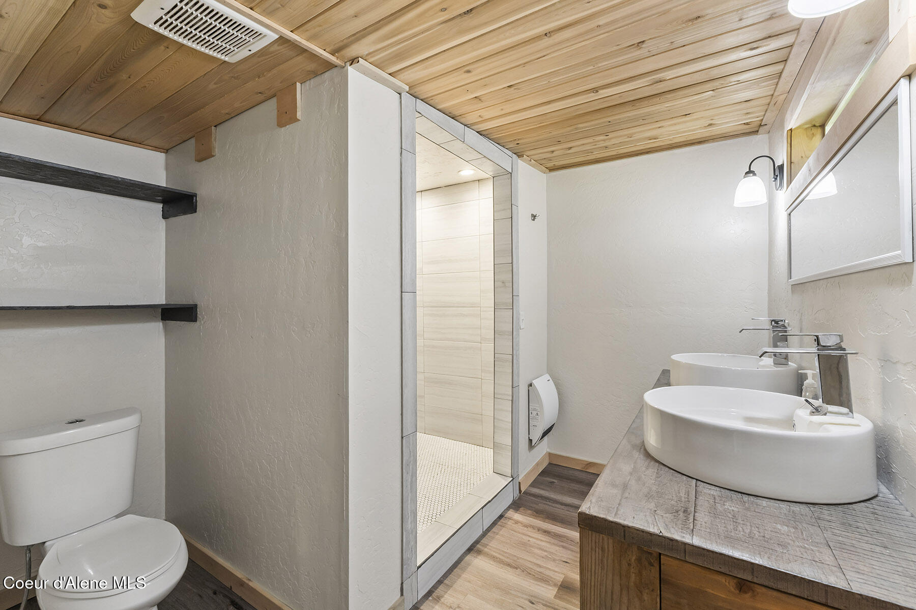 118 Timber Lane Nordman, ID 83848 - Photo 21 of 50 118-Timber-Ln-7436