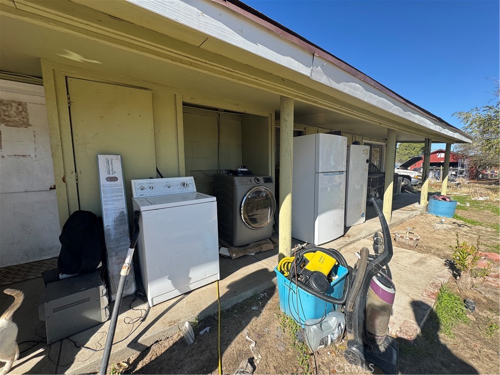 10175 Valle Vista Road Phelan, CA 92371 - Photo 13 of 27 a view of gym equipment and children play room