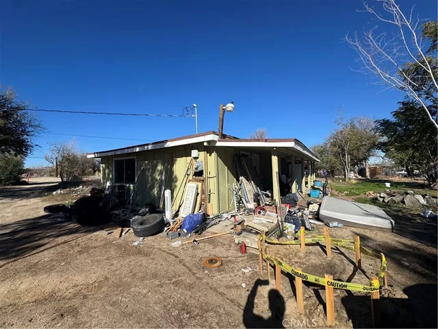 a view of outdoor space yard and patio