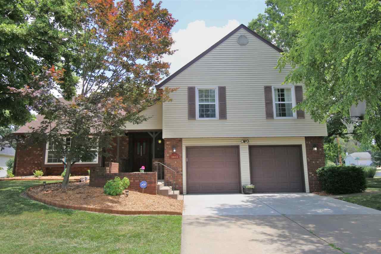 2802 North Rustic Ridge Drive Peoria, IL 61604 - Photo 1 of 36 Gallery Image 1