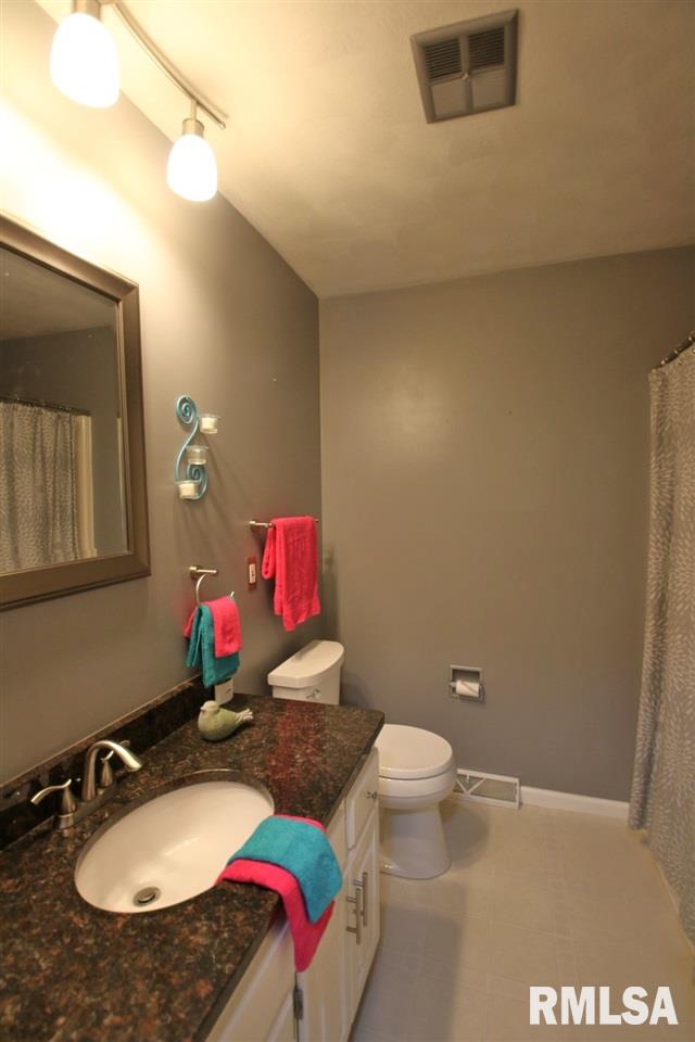 2802 North Rustic Ridge Drive Peoria, IL 61604 - Photo 24 of 36 Gallery Image 24