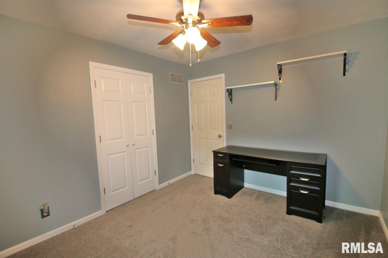 2802 North Rustic Ridge Drive Peoria, IL 61604 - Photo 25 of 36 Gallery Image 25