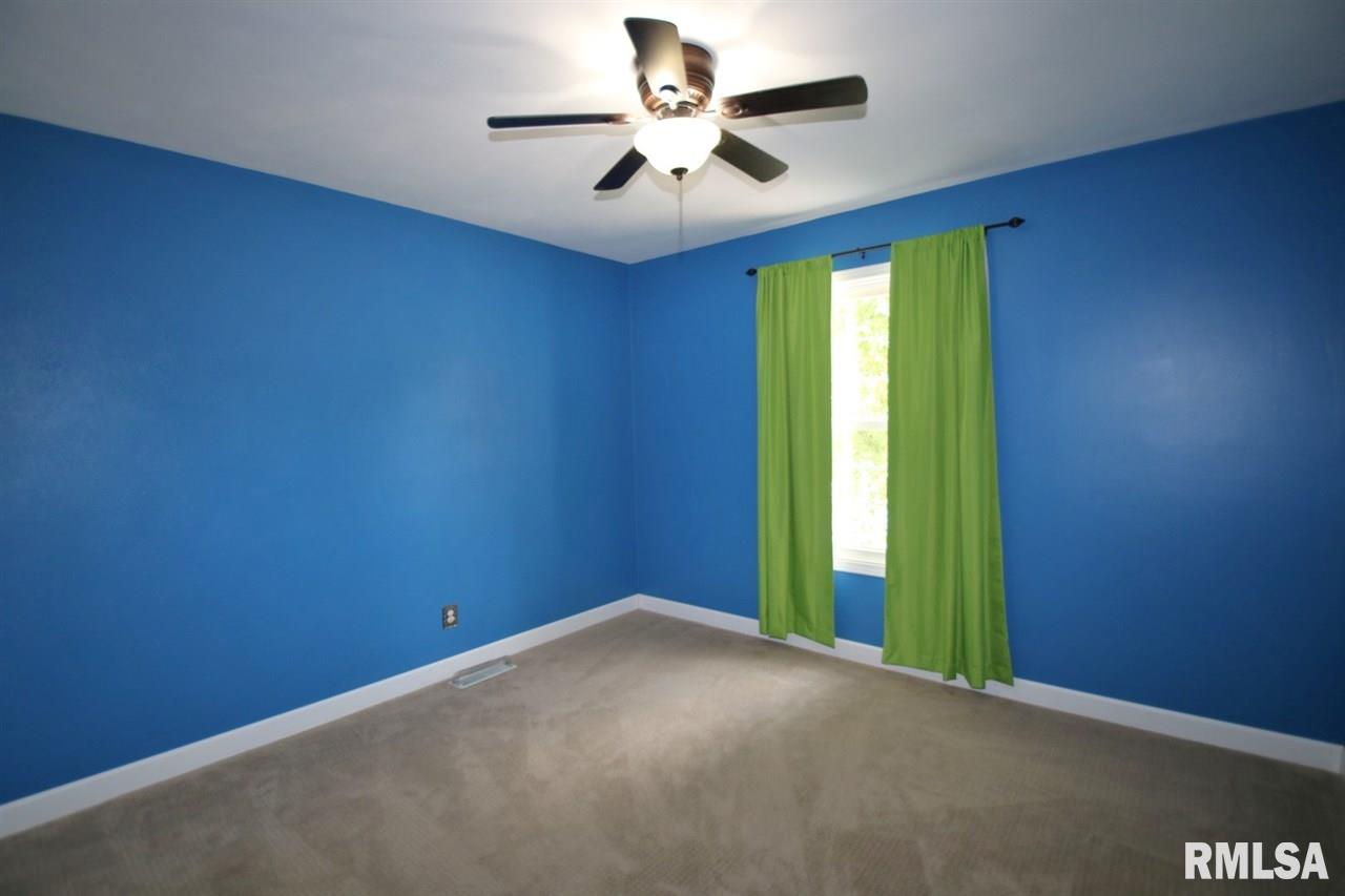 2802 North Rustic Ridge Drive Peoria, IL 61604 - Photo 27 of 36 Gallery Image 27