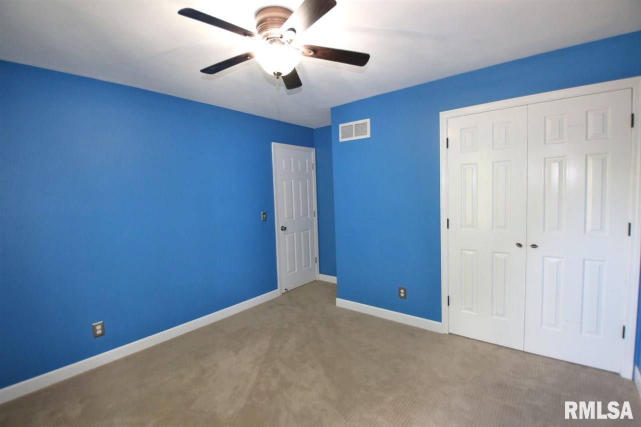 2802 North Rustic Ridge Drive Peoria, IL 61604 - Photo 28 of 36 Gallery Image 28