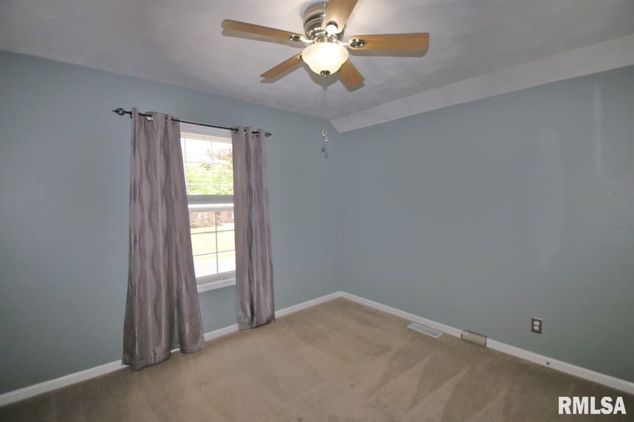 2802 North Rustic Ridge Drive Peoria, IL 61604 - Photo 29 of 36 Gallery Image 29