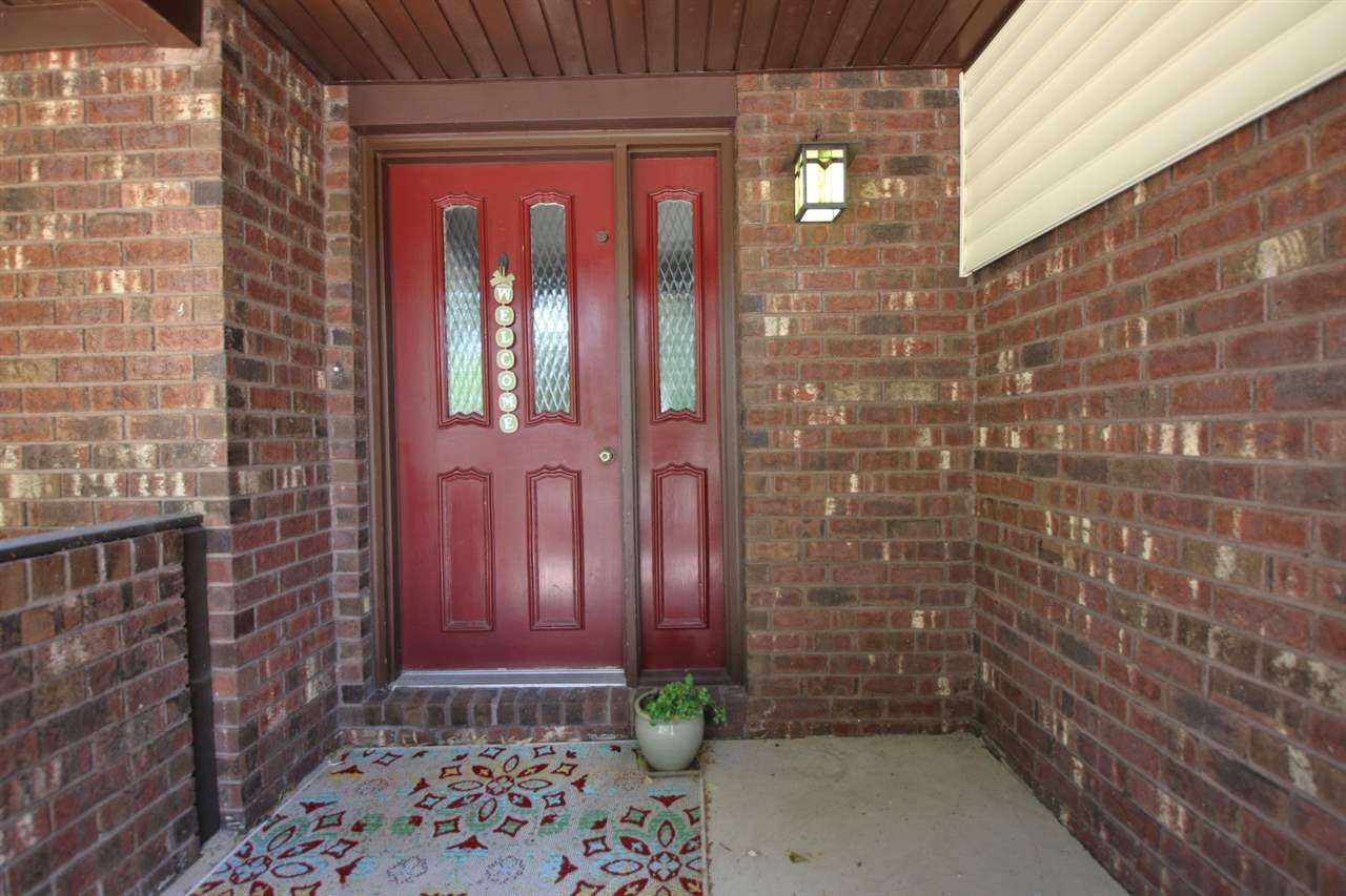 2802 North Rustic Ridge Drive Peoria, IL 61604 - Photo 3 of 36 Gallery Image 3
