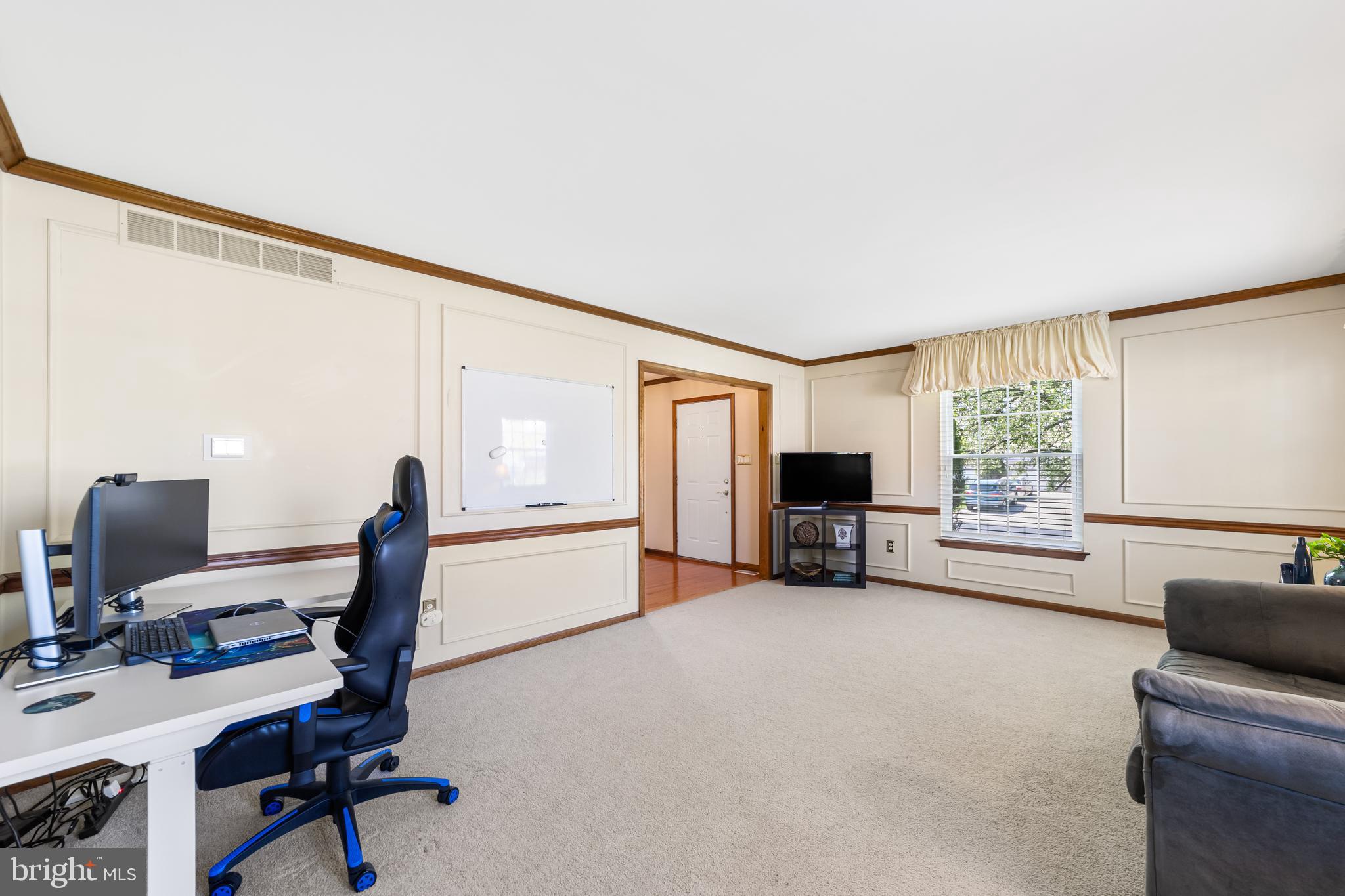 145 Country Farms Road Marlton, NJ 08053 - Photo 9 of 32 Living room
