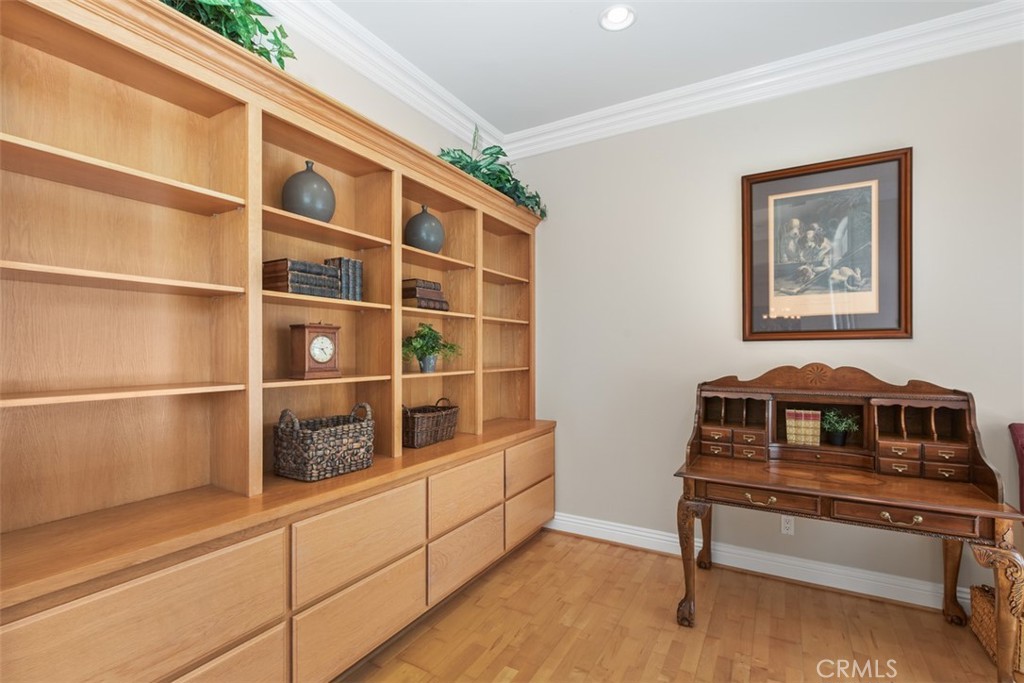 23505 Carancho Road Temecula, CA 92590 - Photo 20 of 73 Office