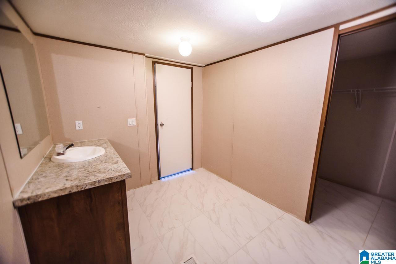180 Arrowhead Drive Riverside, AL 35135 - Photo 35 of 44