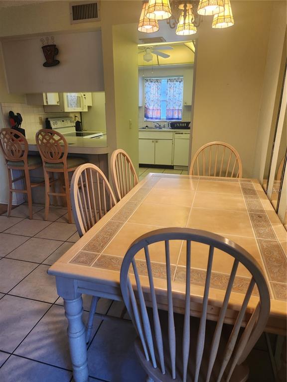 1250 South Pinellas Avenue, Unit 506 Tarpon Springs, FL 34689 - Photo 5 of 28