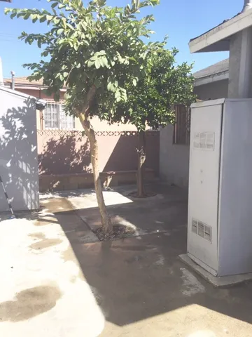 $774,999 | 1263 East 87th Place, Los Angeles, CA 90002