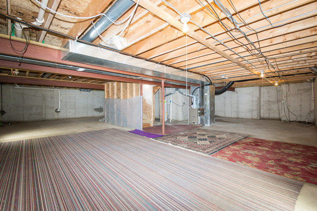 1605 Manhattan Street Bolingbrook, IL 60490 - Photo 29 of 29 a view of an empty room