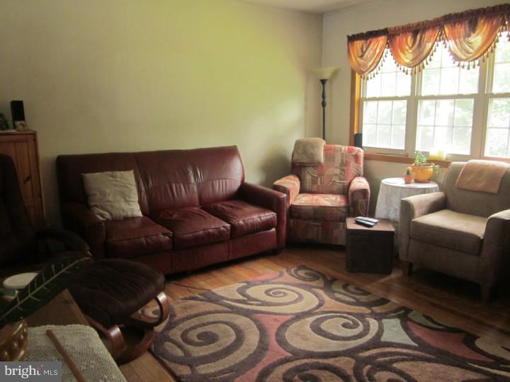17 Quaker Road Pennsville, NJ 08070 - Photo 6 of 8