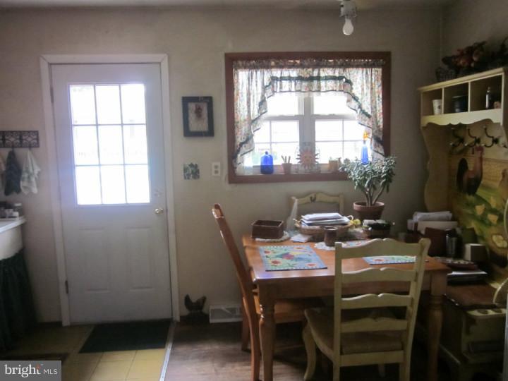17 Quaker Road Pennsville, NJ 08070 - Photo 7 of 8