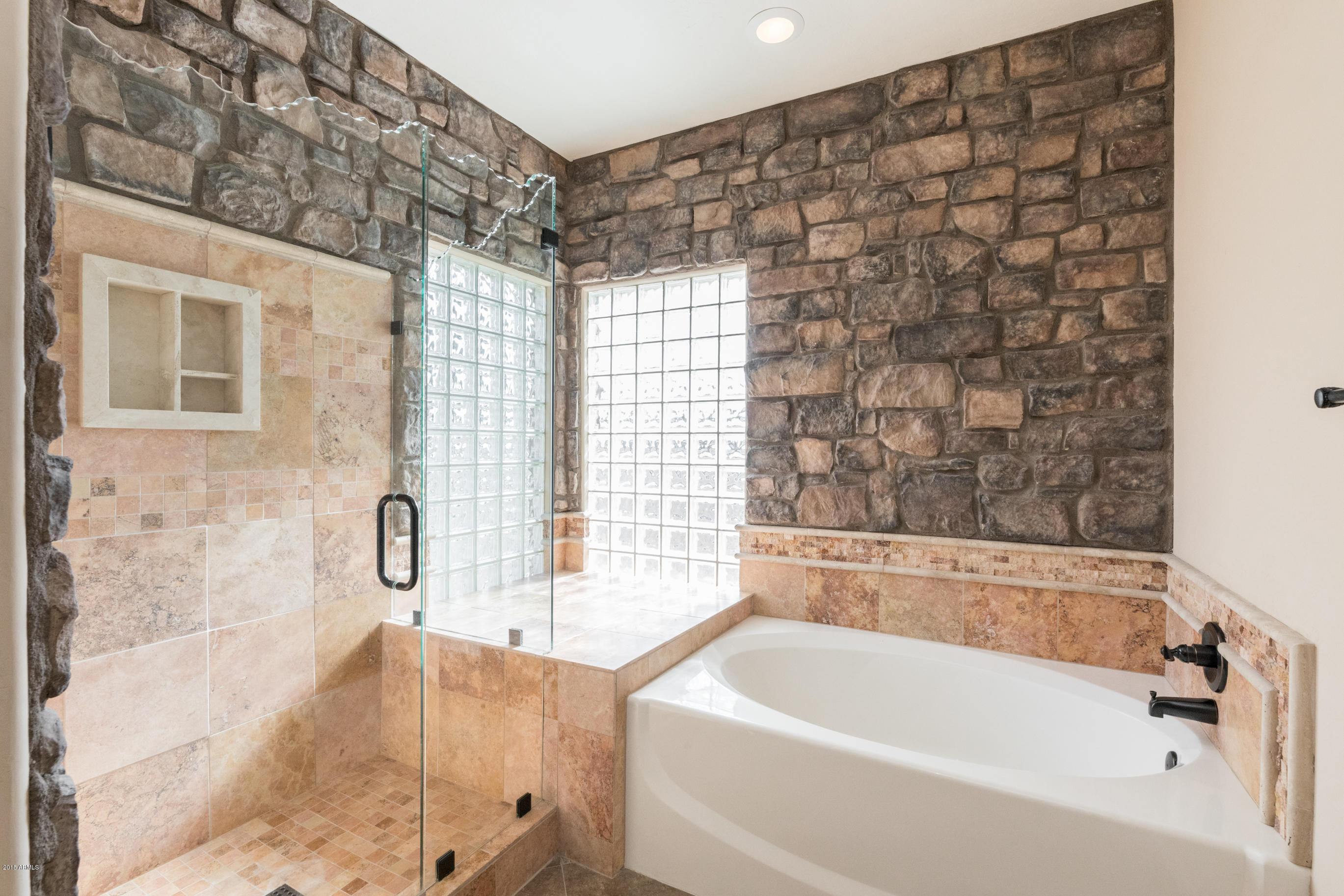 500 East Irvine Road Phoenix, AZ 85086 - Photo 18 of 35 Master glass shower and garden tub