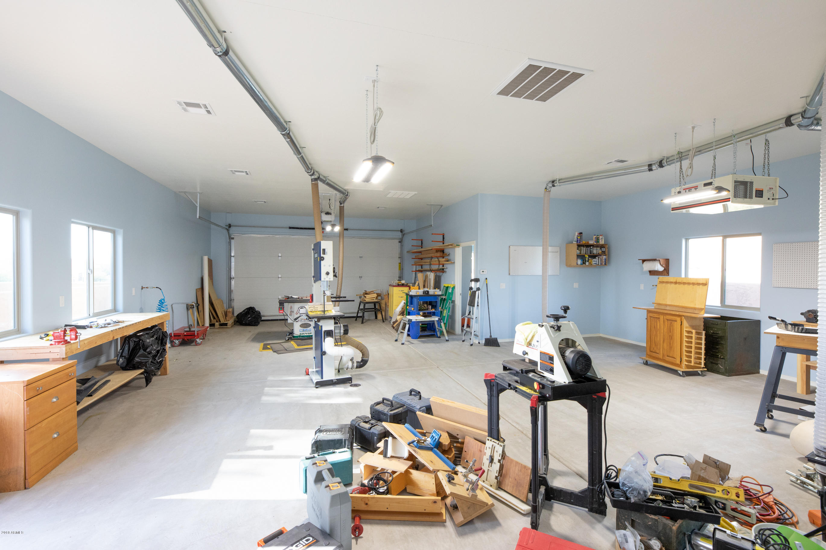 500 East Irvine Road Phoenix, AZ 85086 - Photo 9 of 35 1200 sq ft Workshop with AC