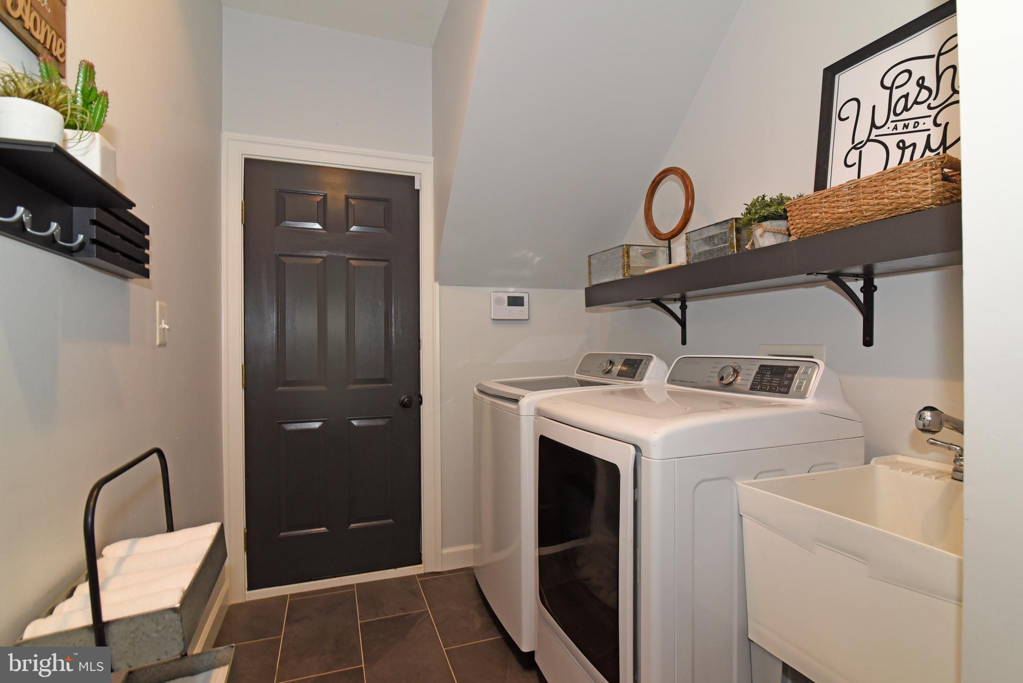 25445 Bradshaw Drive Chantilly, VA 20152 - Photo 18 of 53