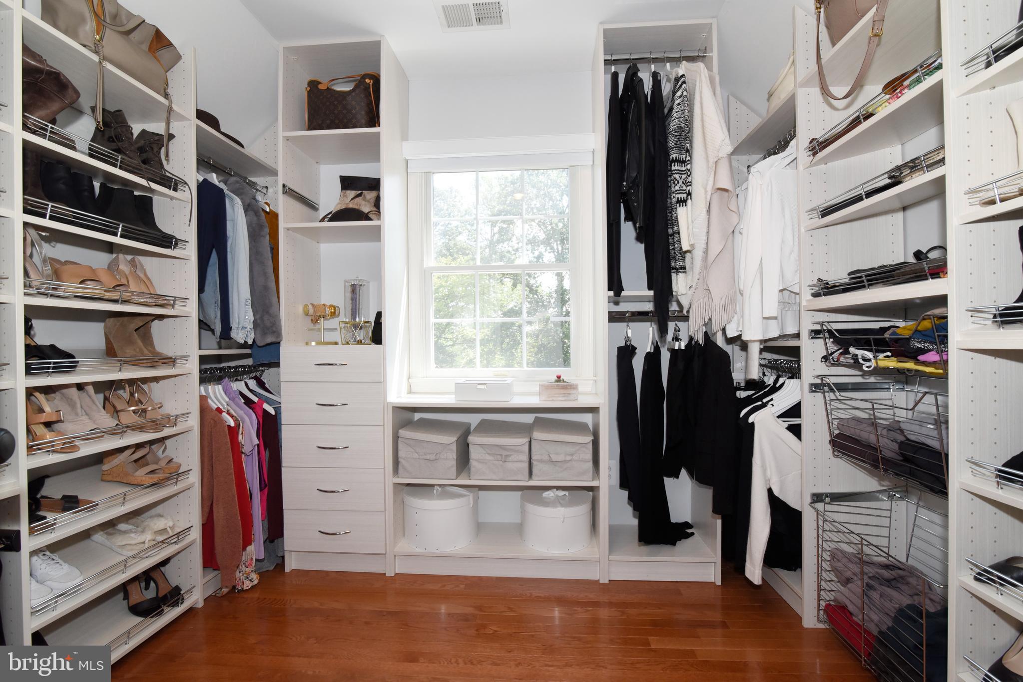 25445 Bradshaw Drive Chantilly, VA 20152 - Photo 28 of 53