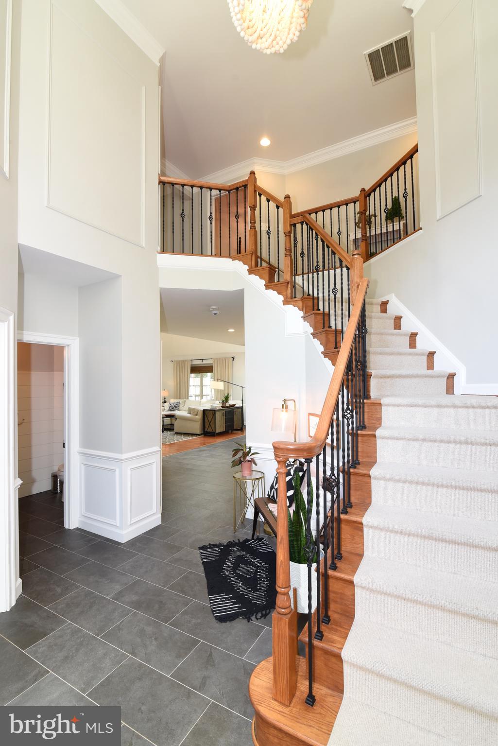 25445 Bradshaw Drive Chantilly, VA 20152 - Photo 4 of 53