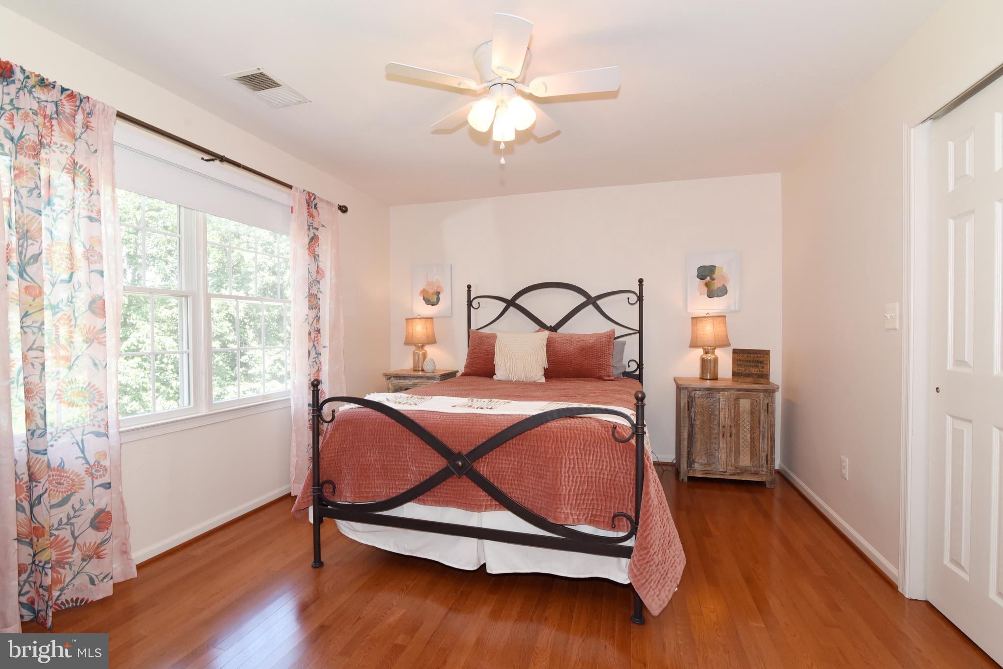 25445 Bradshaw Drive Chantilly, VA 20152 - Photo 32 of 53