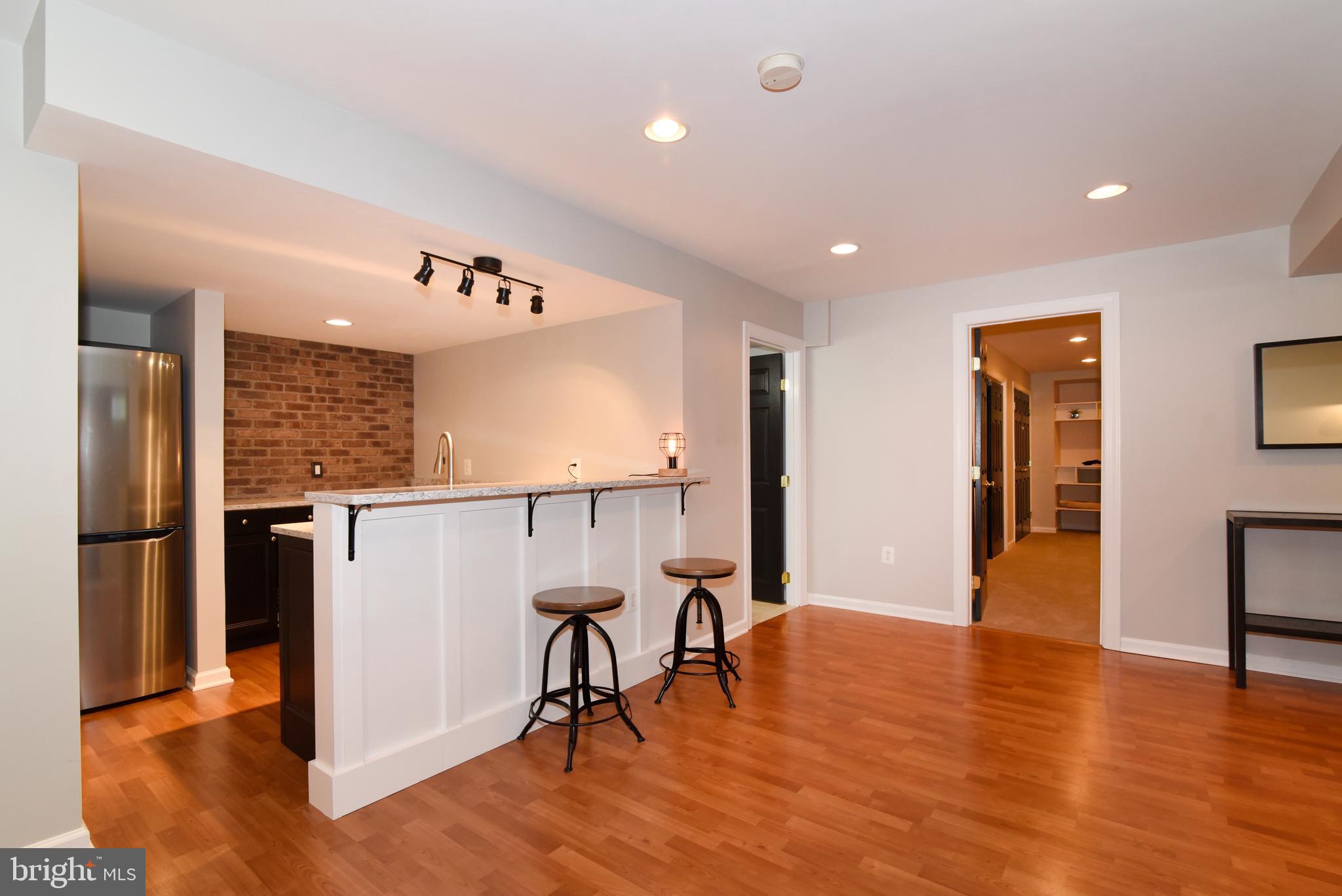 25445 Bradshaw Drive Chantilly, VA 20152 - Photo 38 of 53