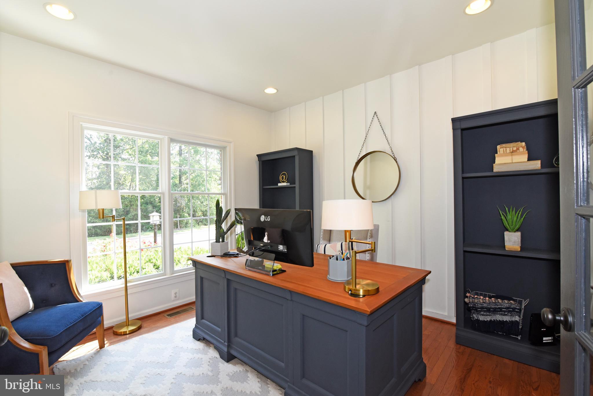 25445 Bradshaw Drive Chantilly, VA 20152 - Photo 5 of 53