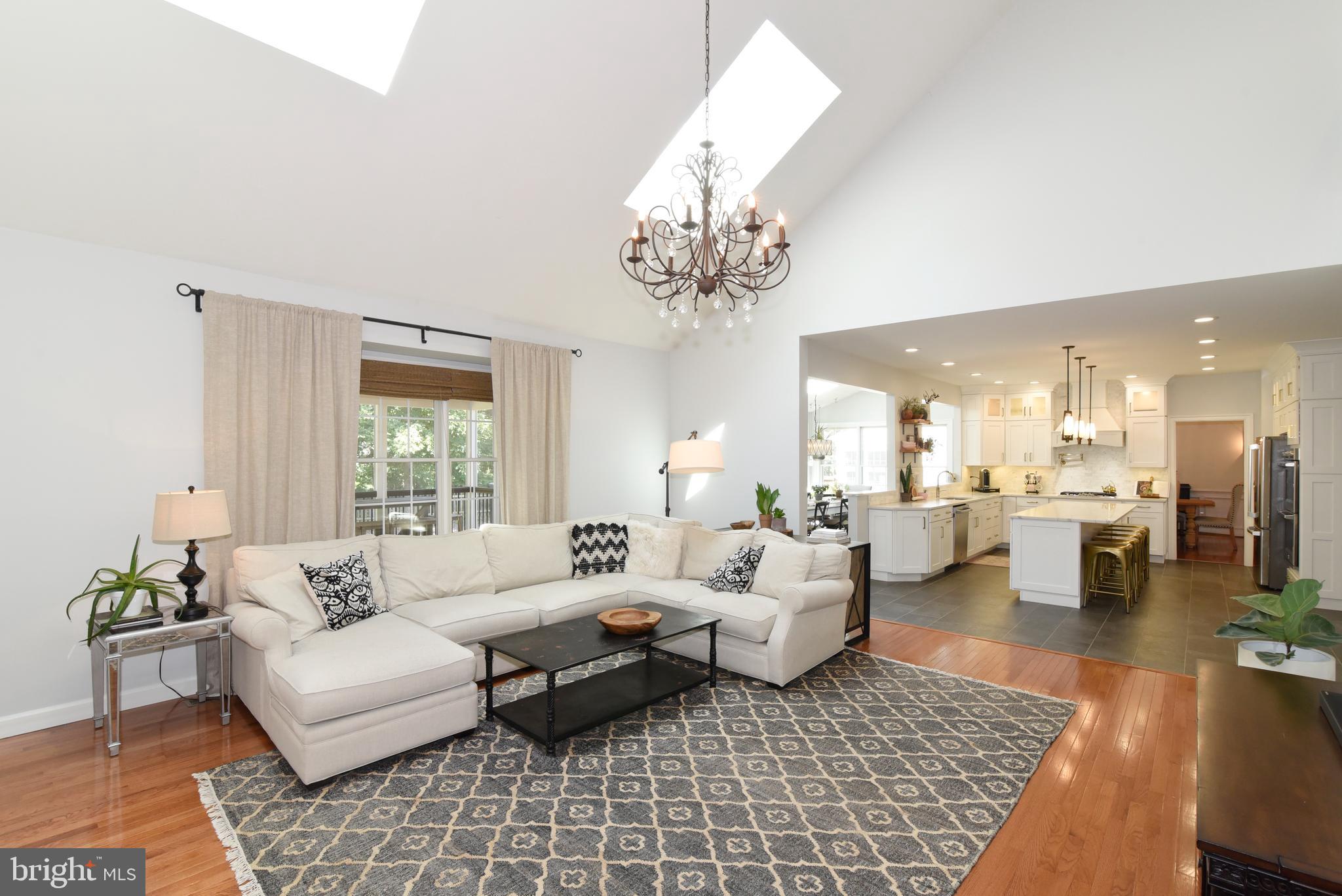 25445 Bradshaw Drive Chantilly, VA 20152 - Photo 8 of 53