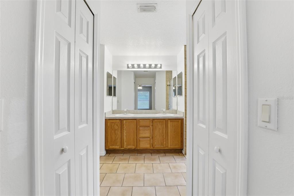 13477 Amanda Avenue Spring Hill, FL 34609 - Photo 16 of 46 a view of an entryway with chandelier