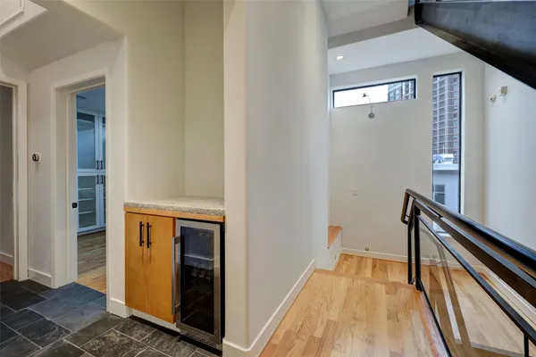 $5,725 | 5002 Milam Street, Houston, TX 77006