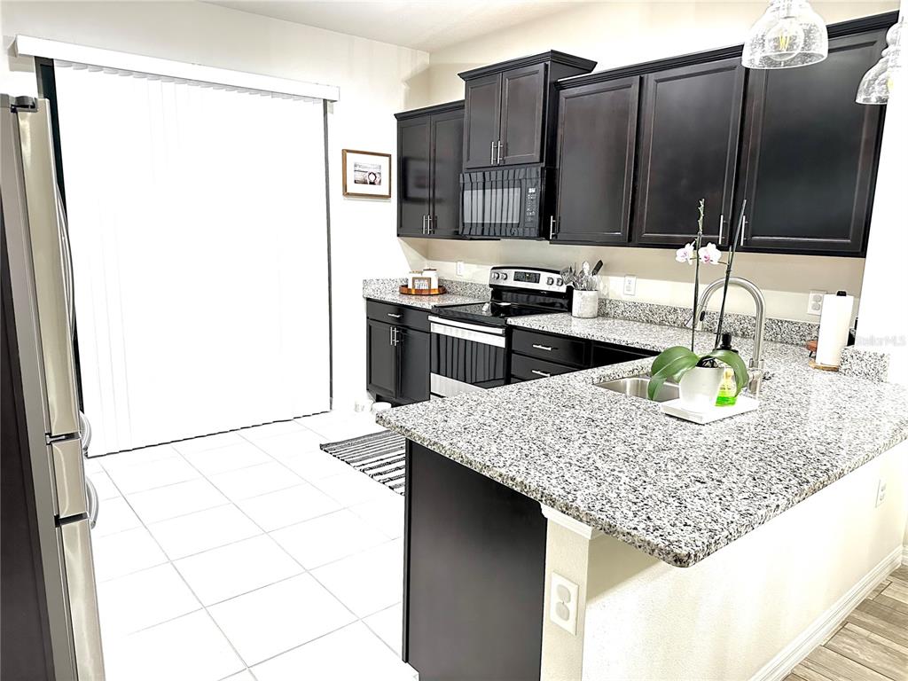 3596 Southern Cross Loop Kissimmee, FL 34744 - Photo 8 of 13