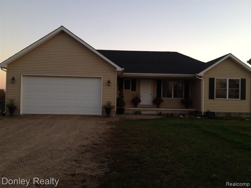 3133 Wellman Line Road Brown City, MI 48416 - Photo 1 of 11 IMG_0952.JPG