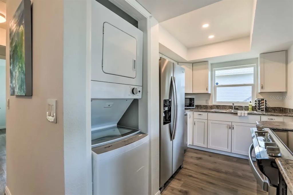 3303 West Shell Point Road Ruskin, FL 33570 - Photo 13 of 42