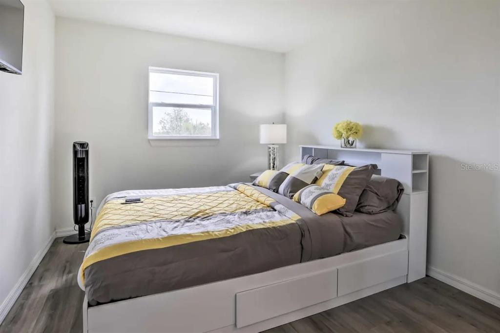 3303 West Shell Point Road Ruskin, FL 33570 - Photo 15 of 42