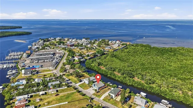 $625,000 | 3303 West Shell Point Road, Ruskin, FL 33570