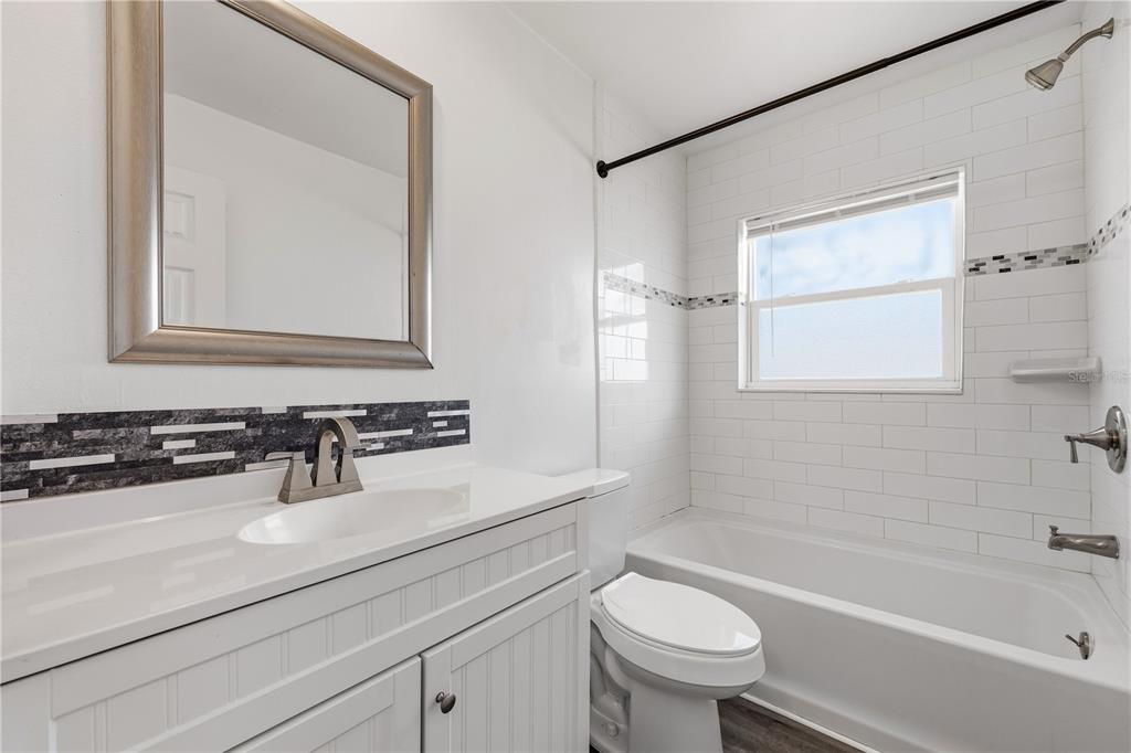 3303 West Shell Point Road Ruskin, FL 33570 - Photo 32 of 42