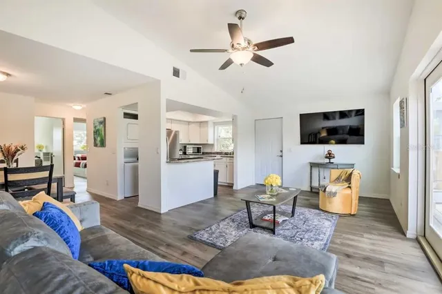 $625,000 | 3303 West Shell Point Road, Ruskin, FL 33570