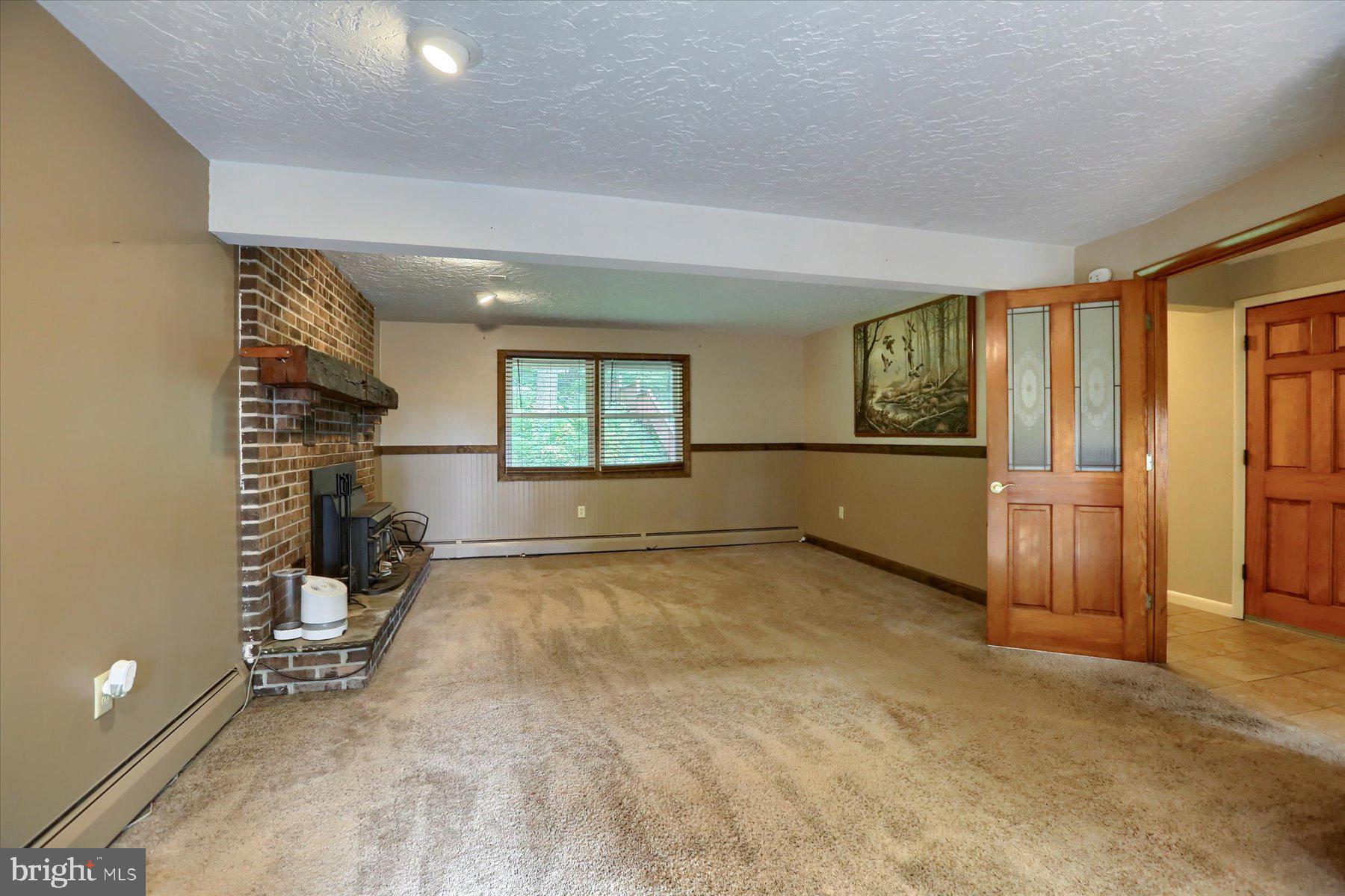 5801 Crone Road Dover, PA 17315 - Photo 14 of 48 Gallery Image 14