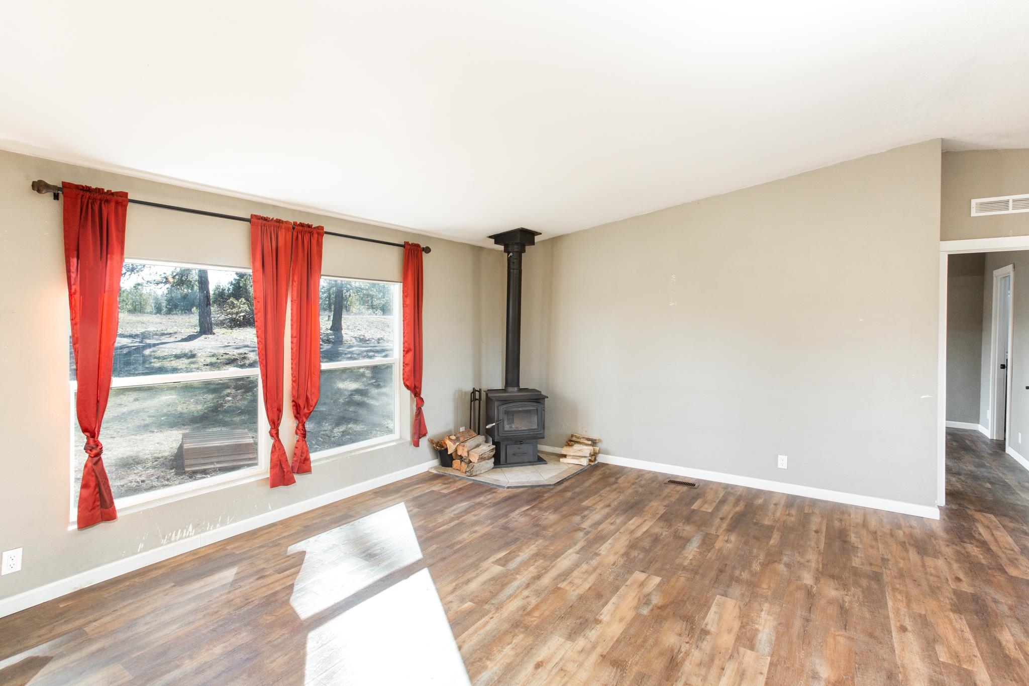 24539 South Pine Grove Road Cheney, WA 99004 - Photo 5 of 33