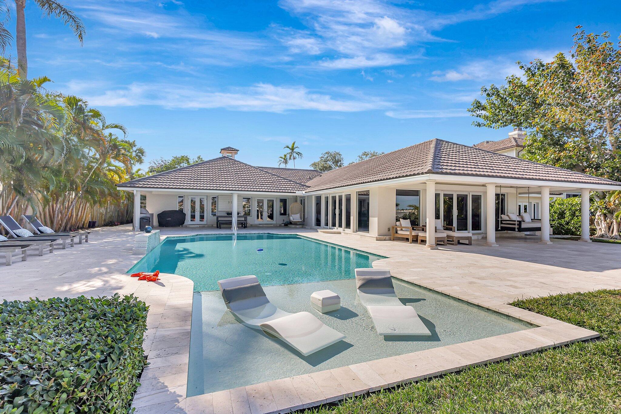 18896 Point Drive Tequesta, FL 33469 - Photo 42 of 62 81-web-or-mls-5P1A6116