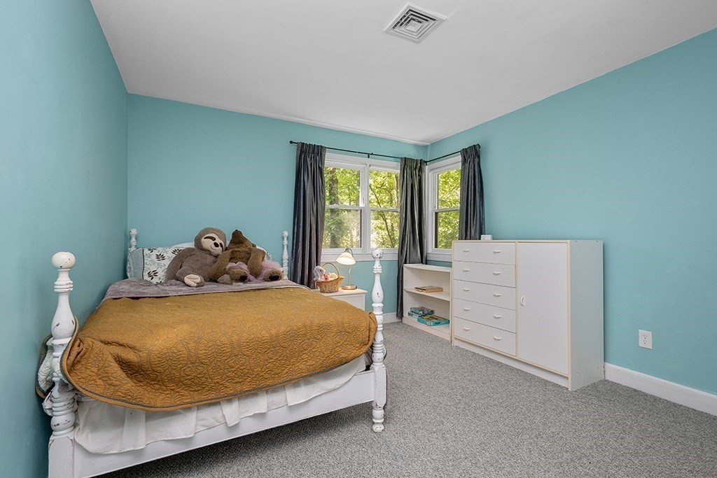 139 Stoney Lea Road Dedham, MA 02026 - Photo 17 of 29