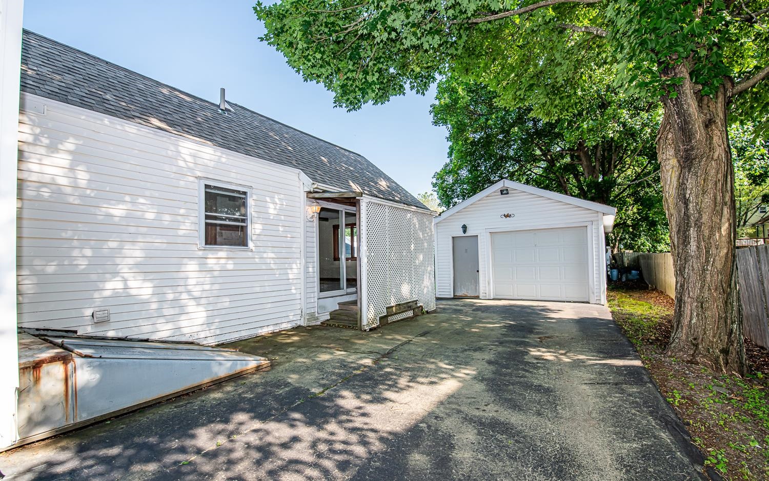 4 Walnut Street Exeter, NH 03833 - Photo 4 of 41